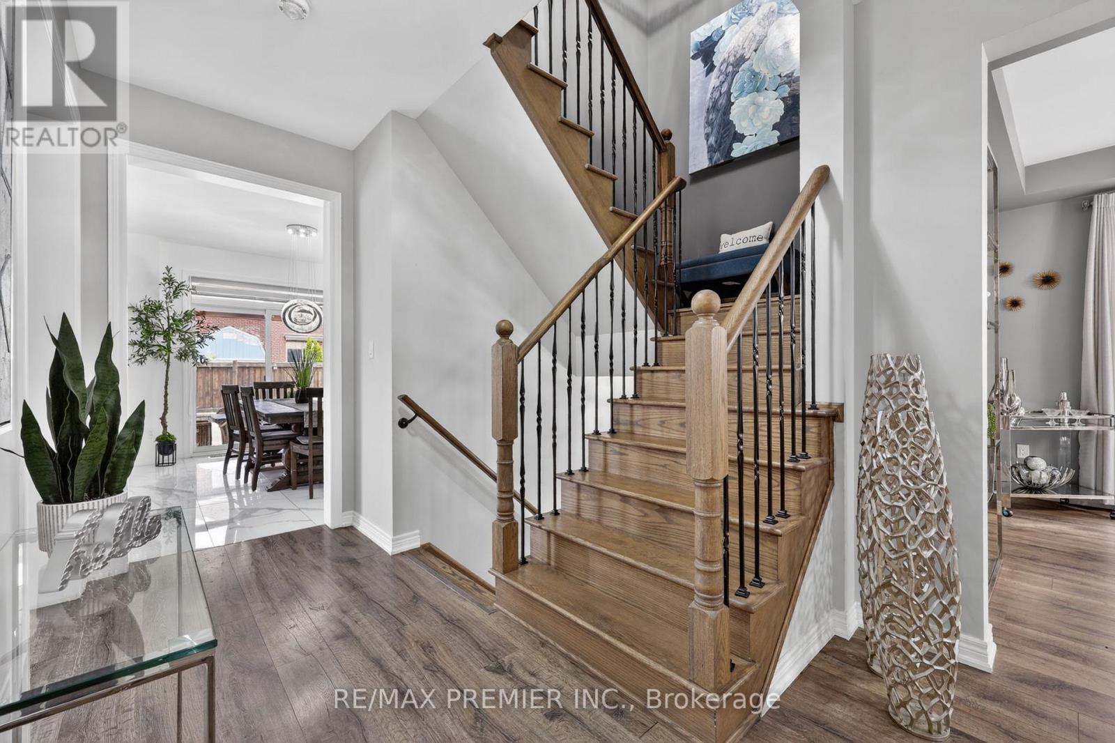 77 WEAVER TERRACE - 17