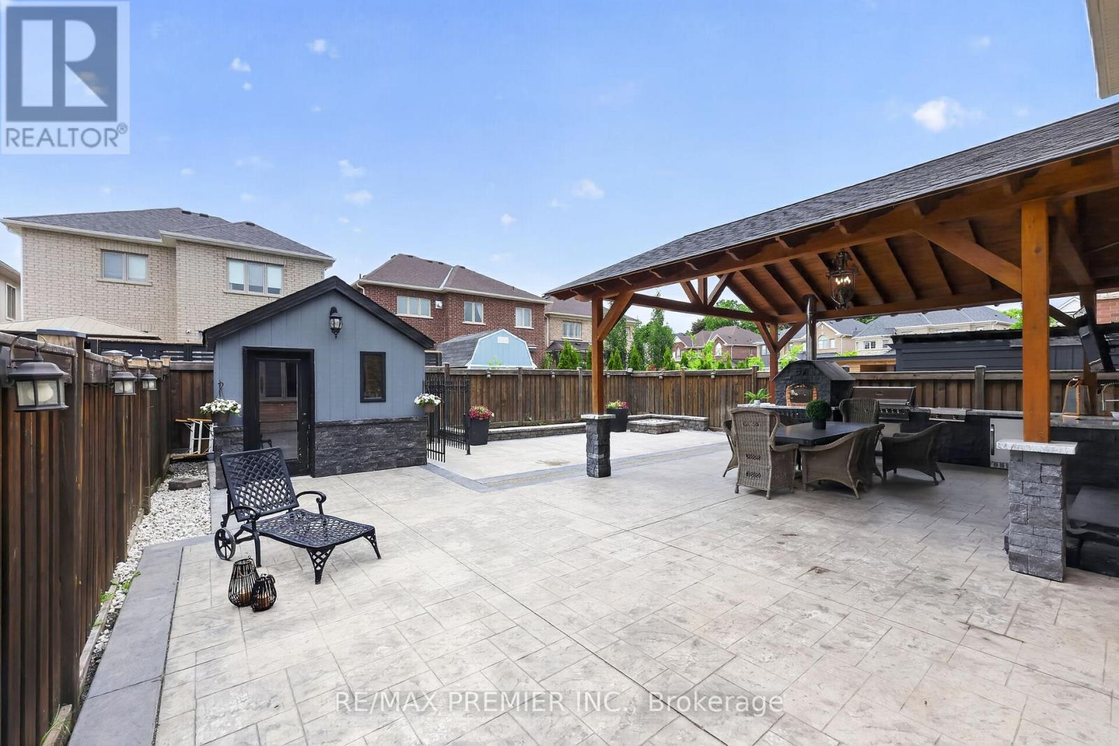 77 WEAVER TERRACE - 42