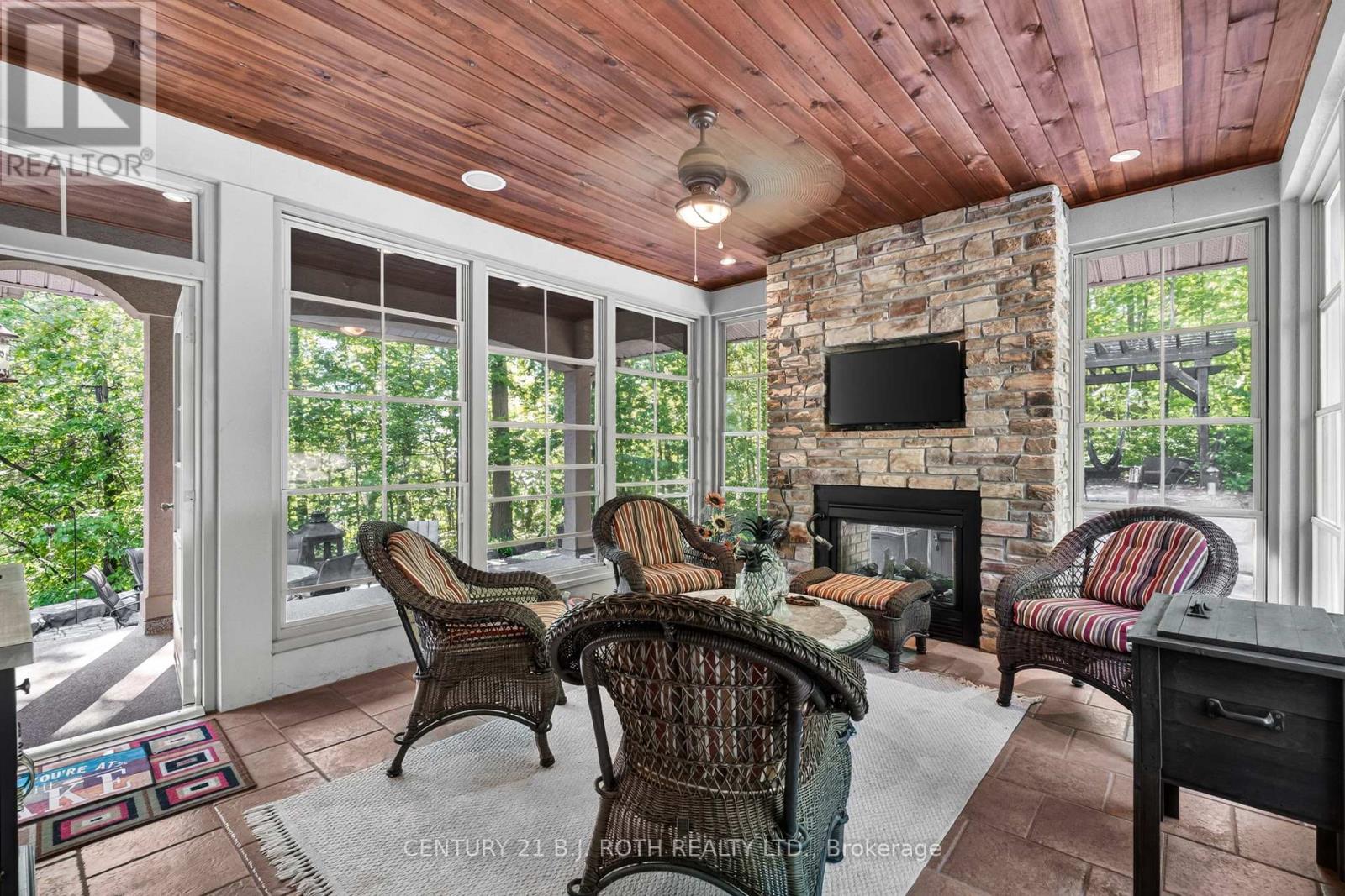1 PIERCE COURT - 13