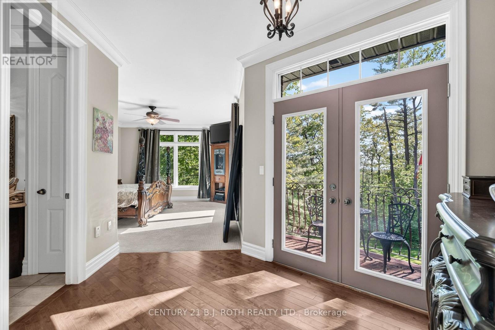 1 PIERCE COURT - 31