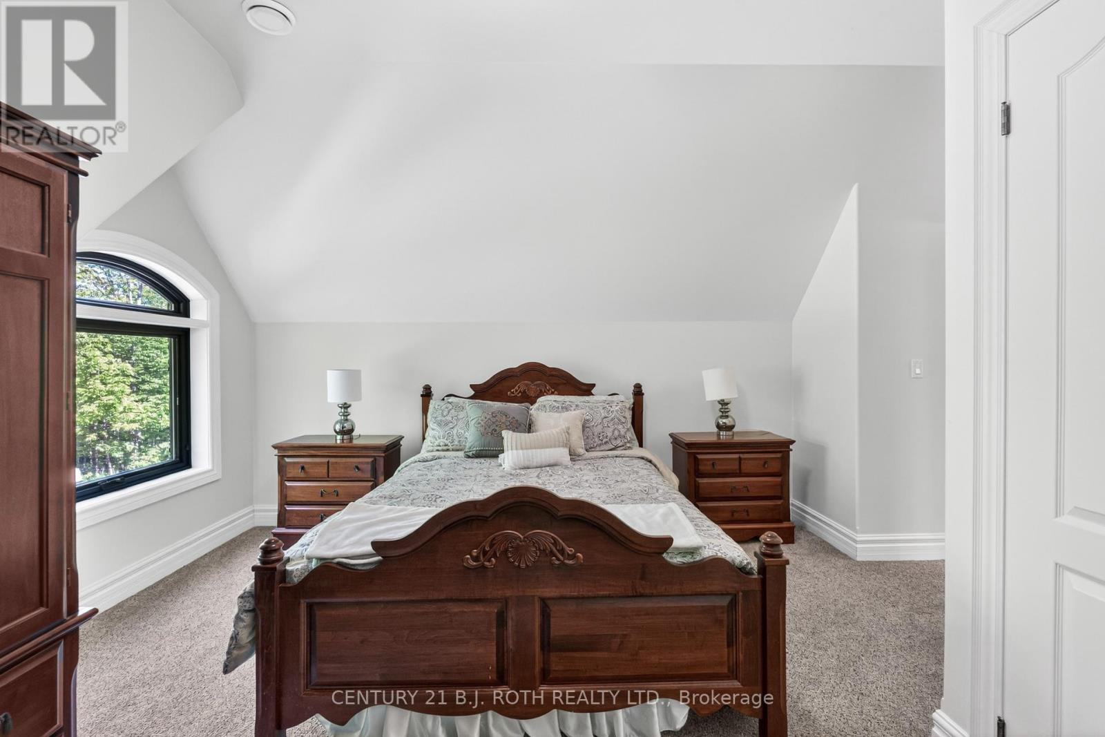 1 PIERCE COURT - 37
