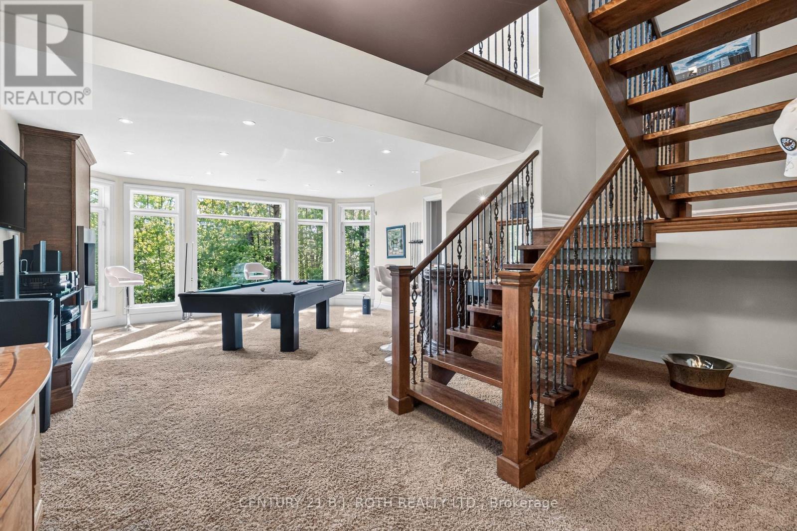 1 PIERCE COURT - 38