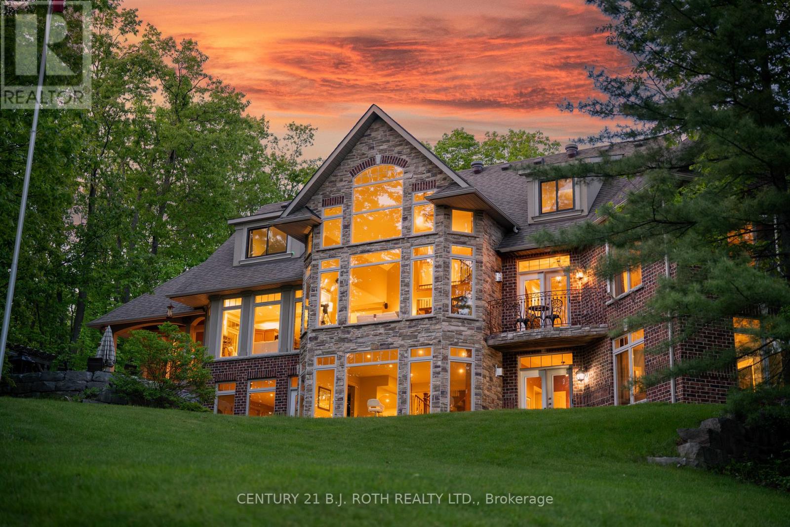 1 PIERCE COURT - 4
