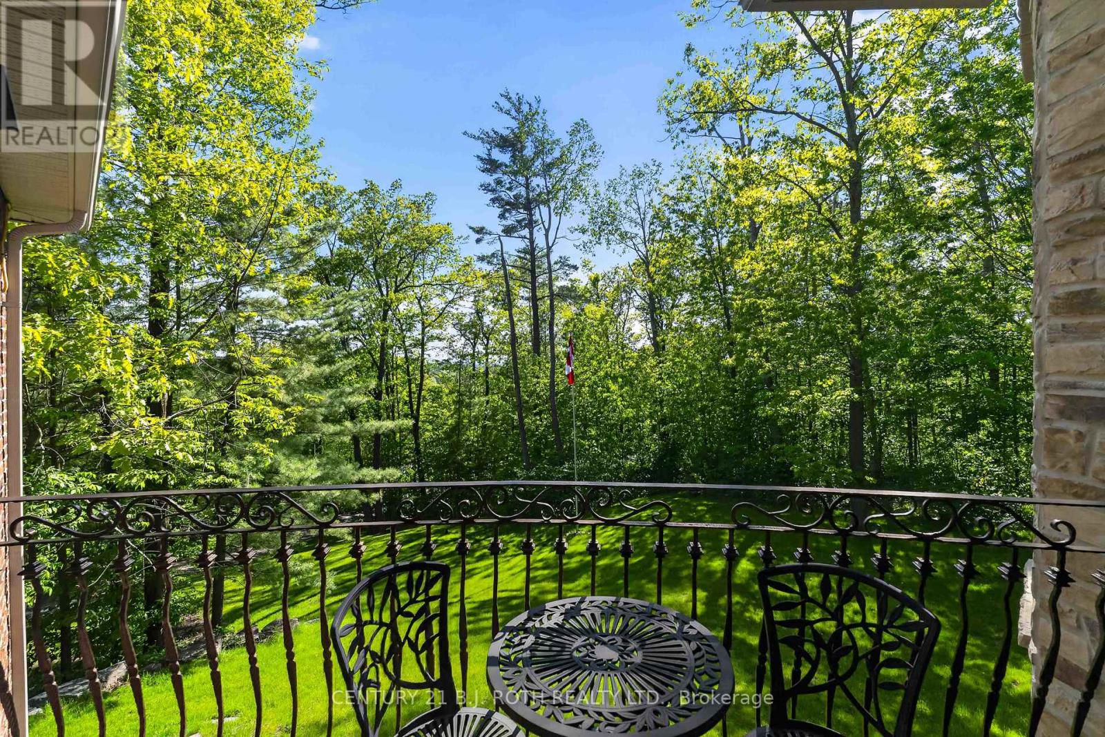 1 PIERCE COURT - 48