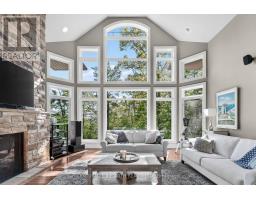 1 Pierce Court, Springwater, ON L0L1X0 Photo 18