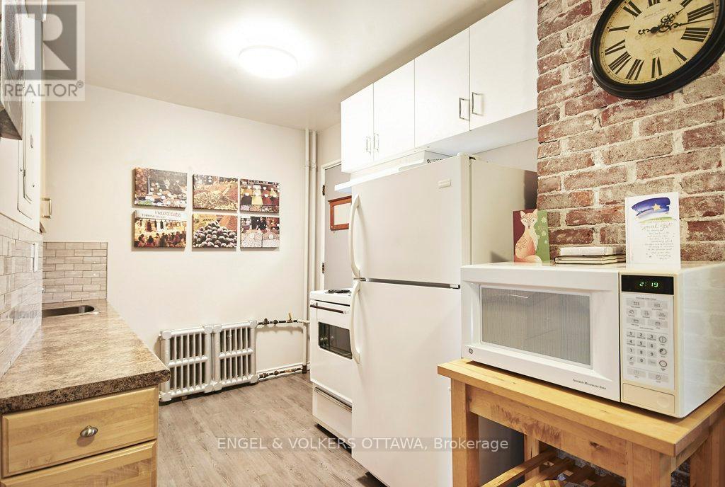 22-24 ST FRANCIS STREET - 19