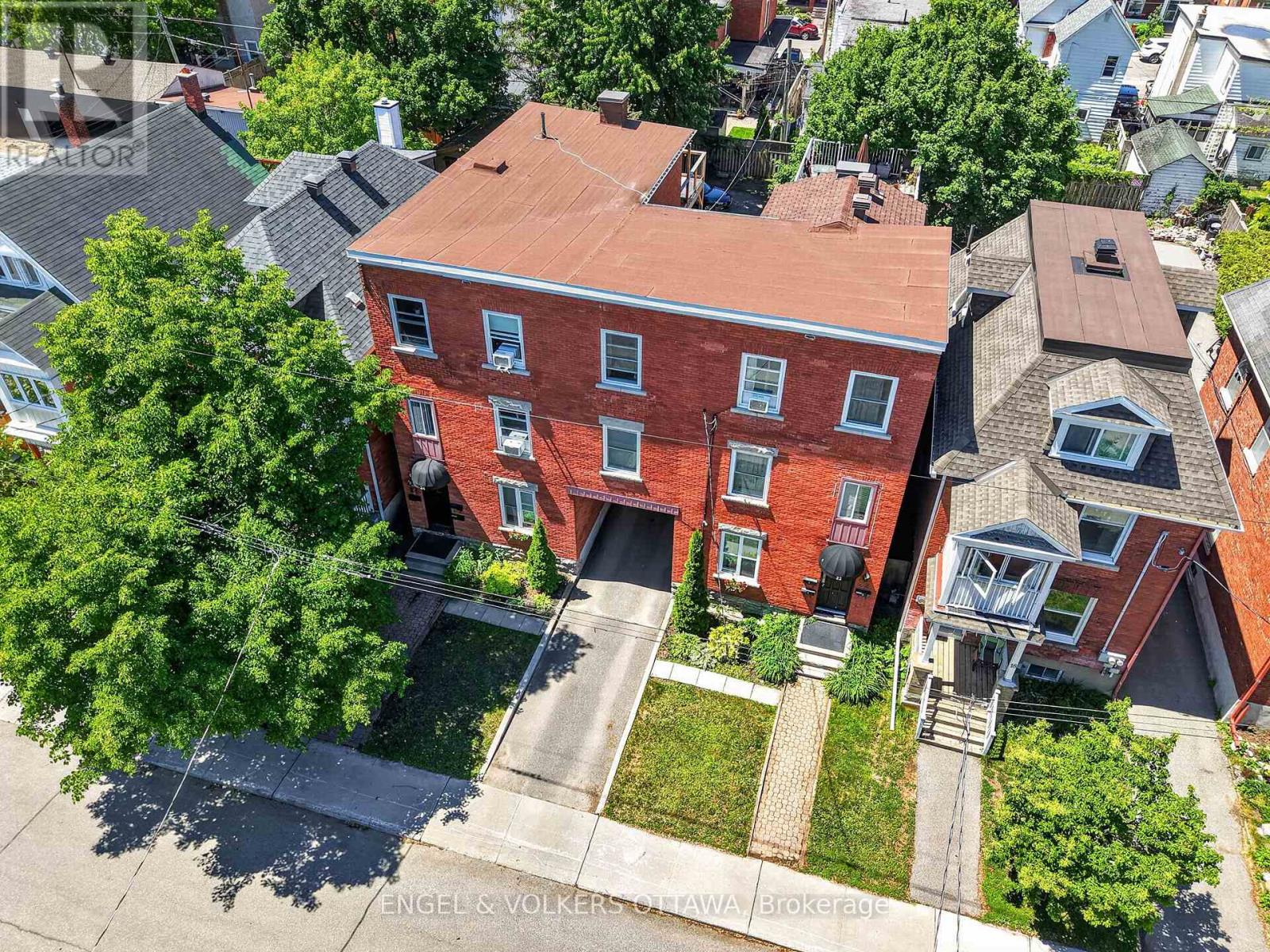 22-24 ST FRANCIS STREET - 28