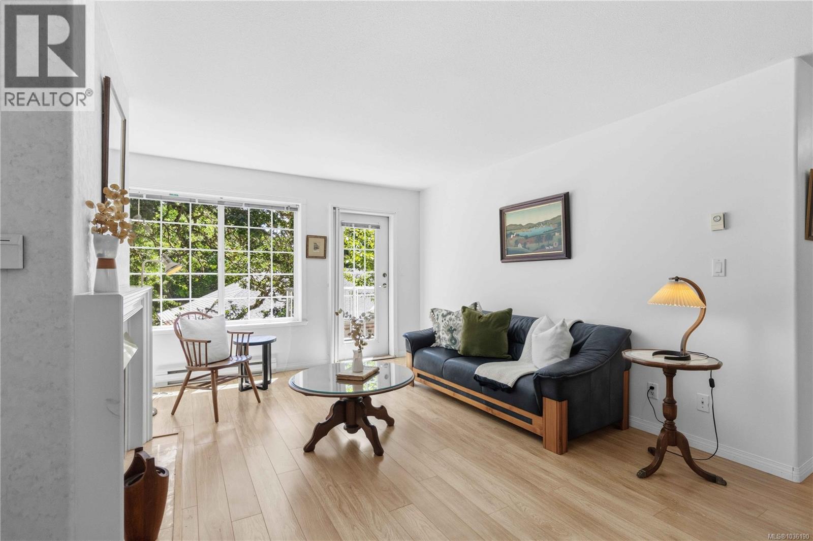 81 14 Erskine Lane, View Royal