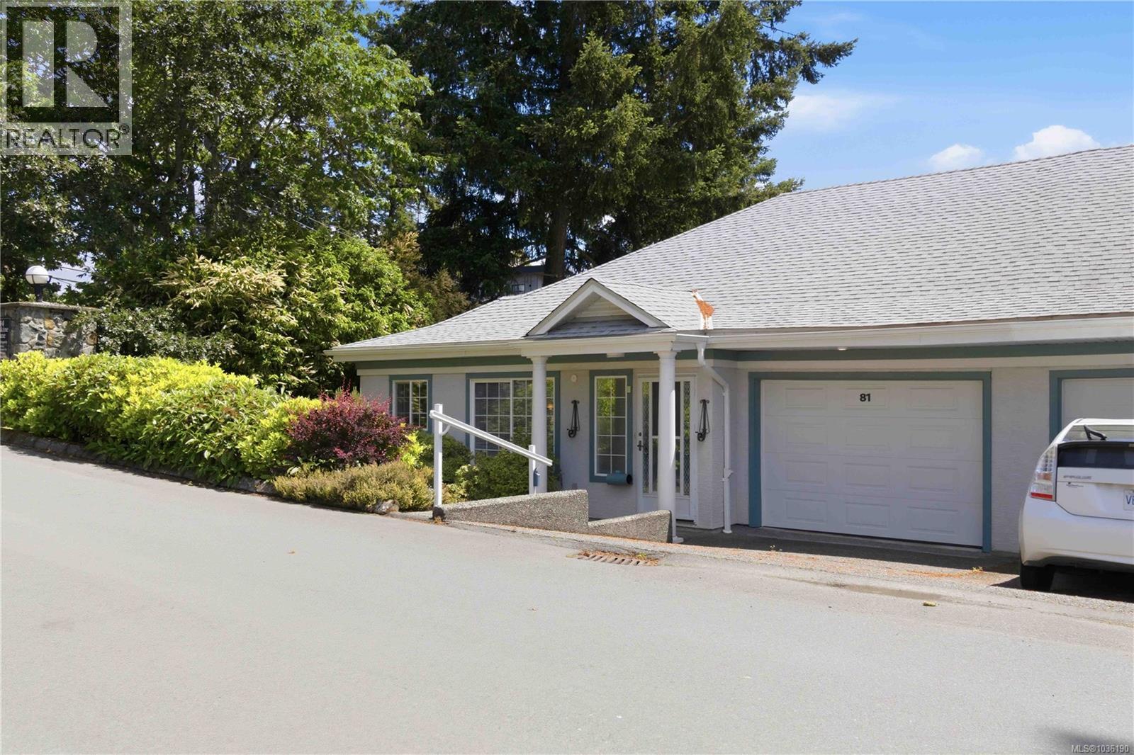 #81 14 Erskine Lane - 2