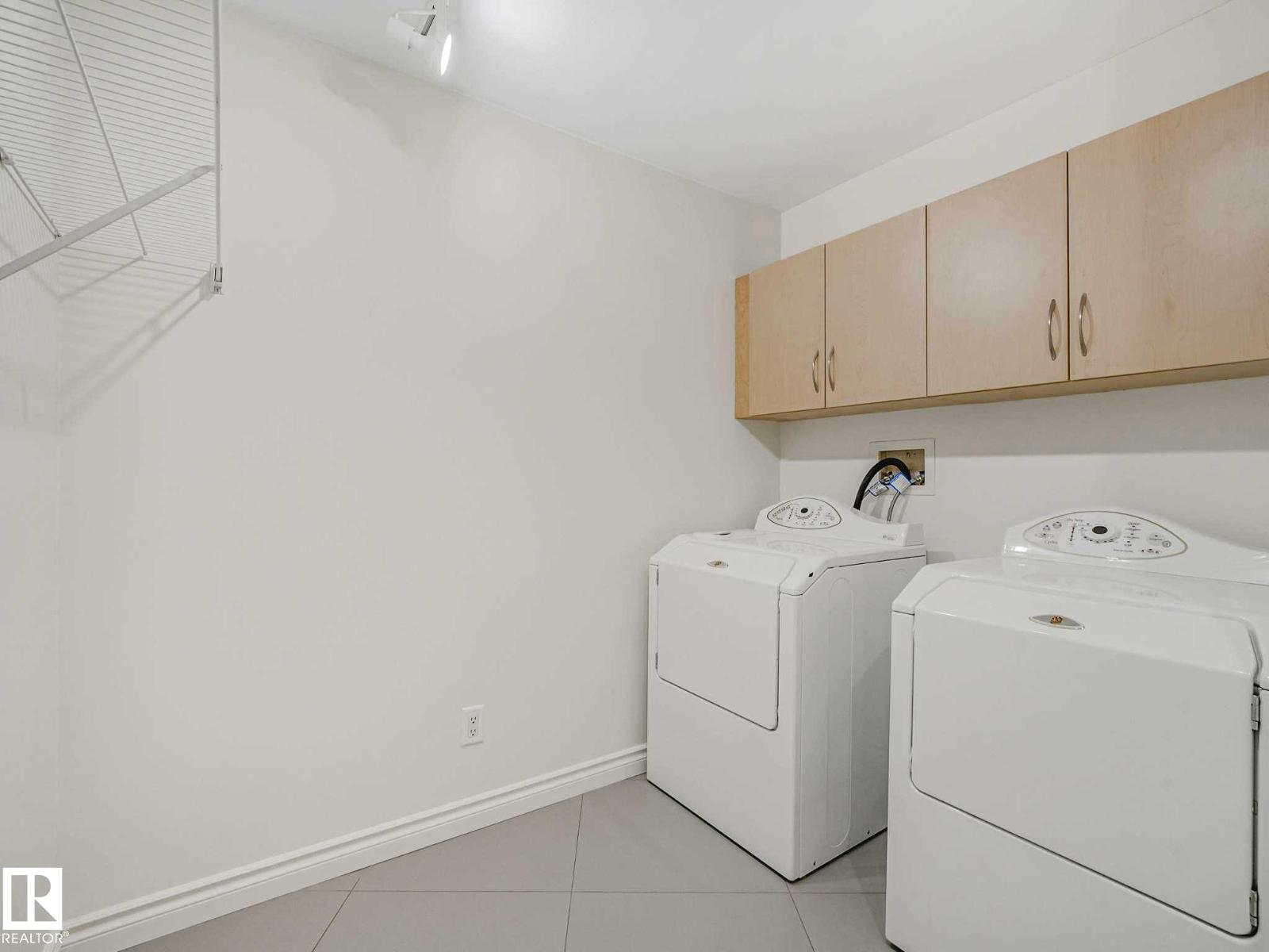 #902 10108 125 ST NW - 55