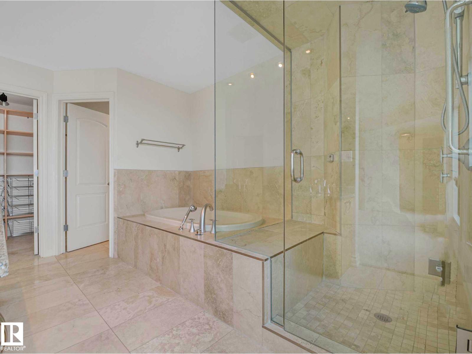 #902 10108 125 ST NW - 36
