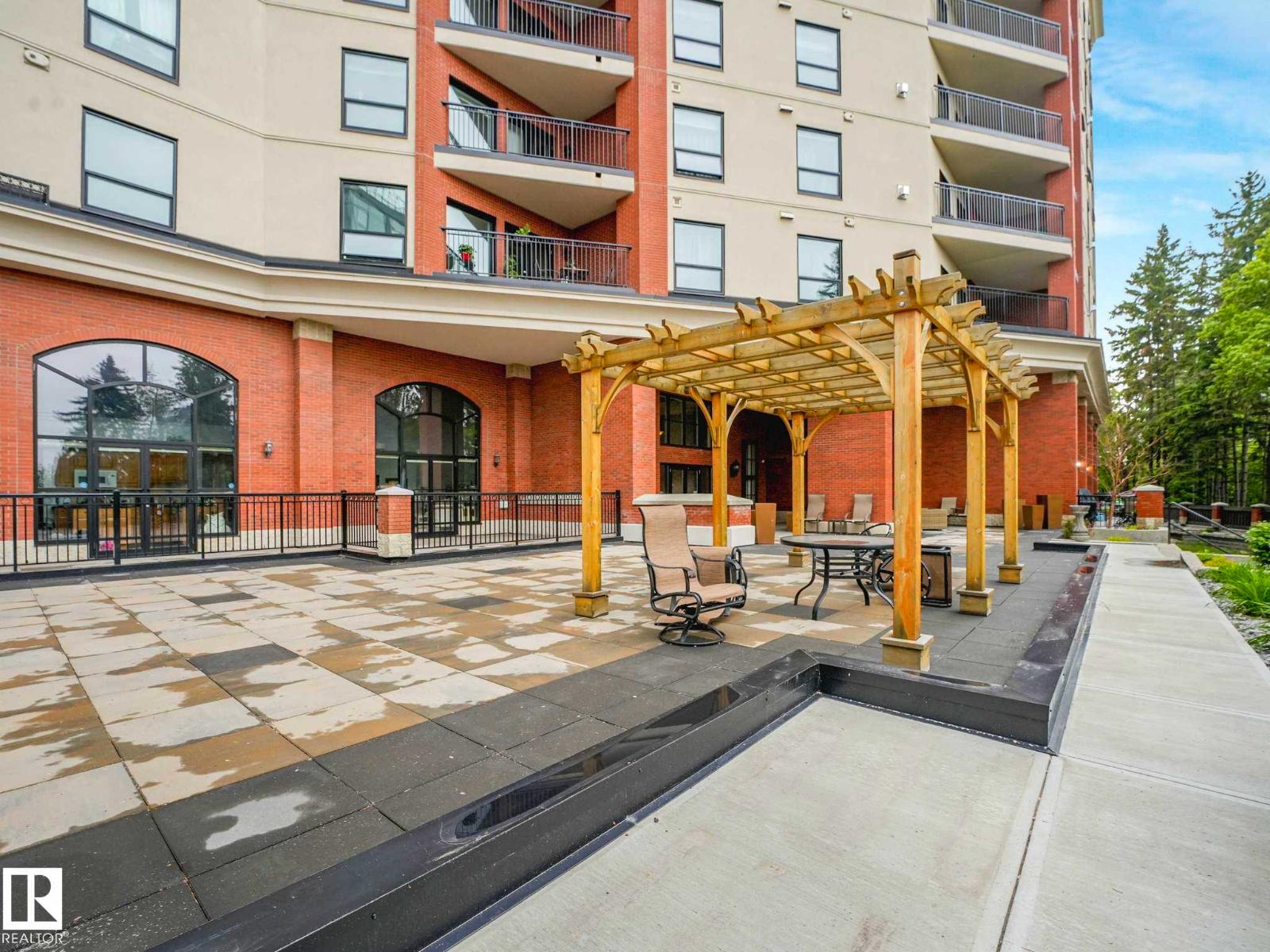 #902 10108 125 ST NW - 47
