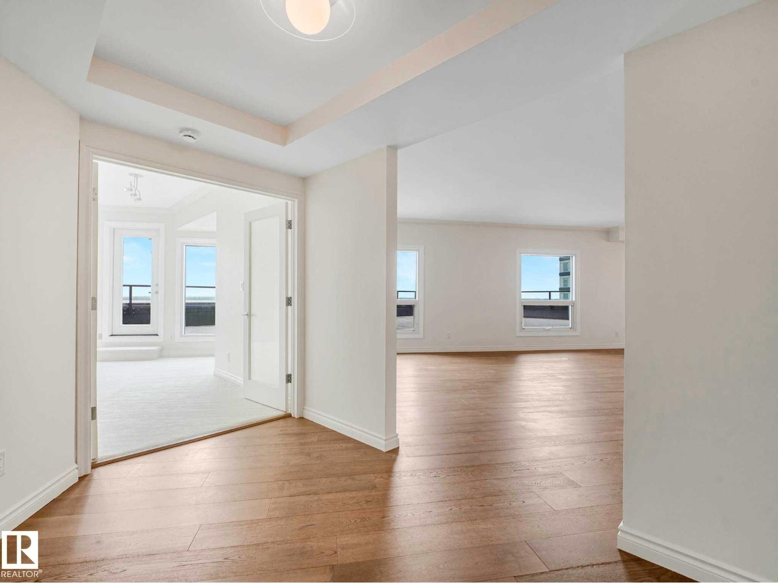 #902 10108 125 ST NW - 68