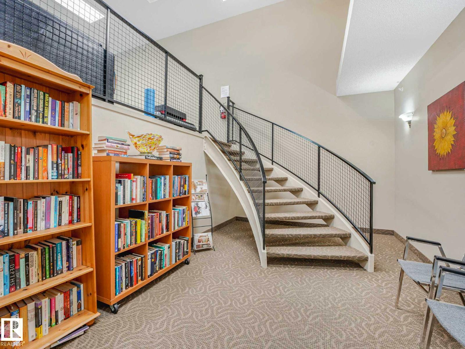 #902 10108 125 ST NW - 66