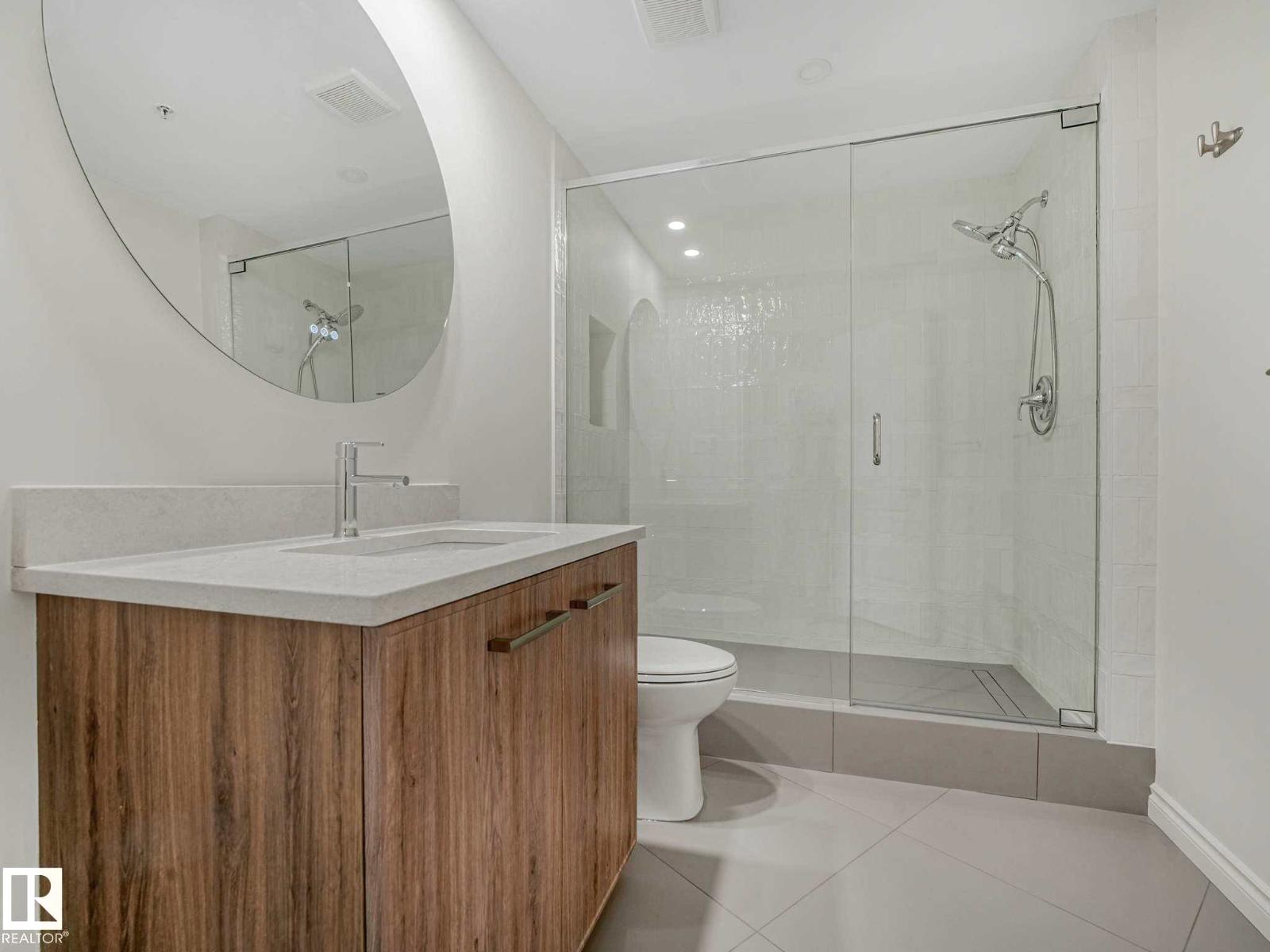 #902 10108 125 ST NW - 43