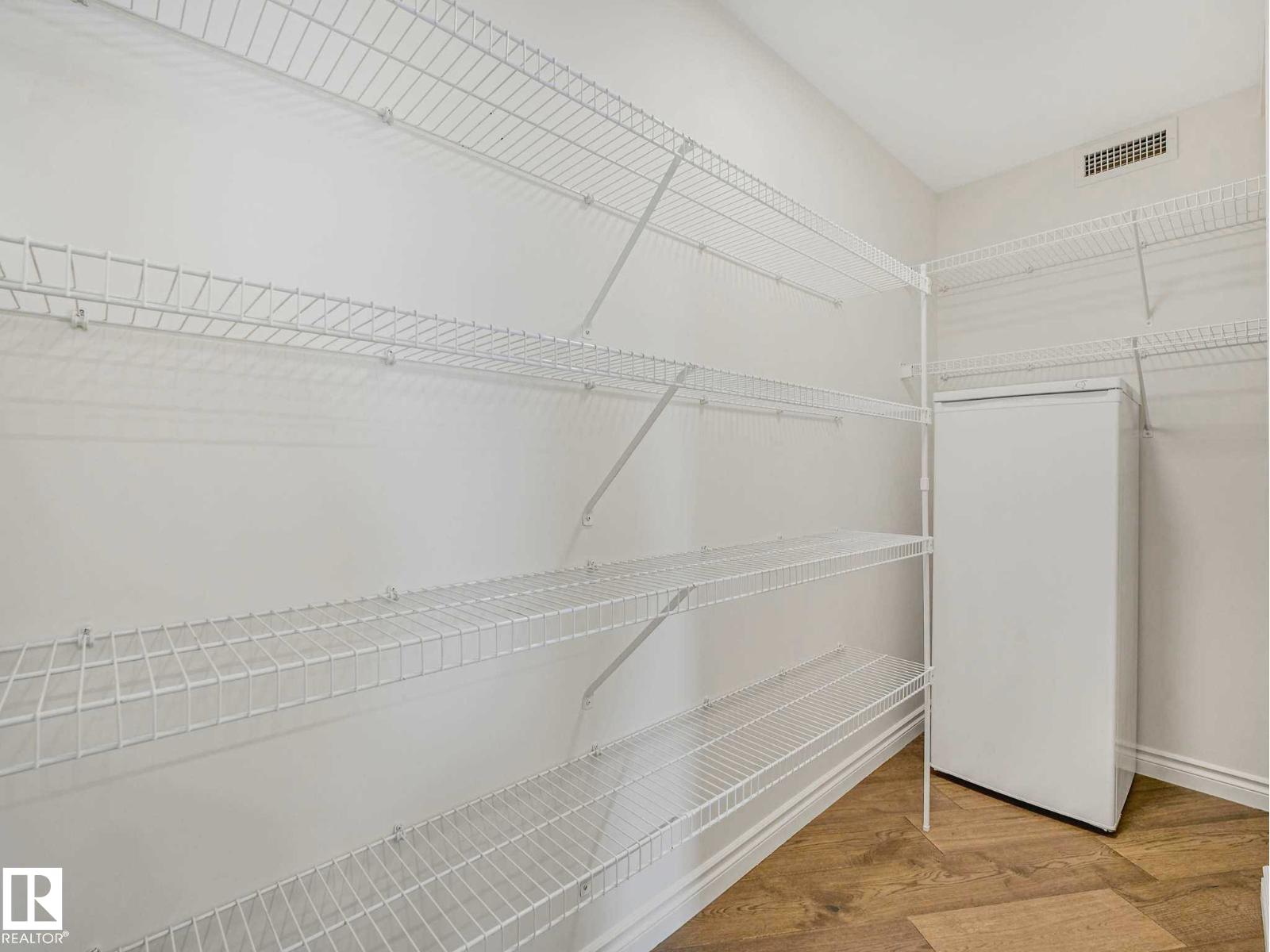 #902 10108 125 ST NW - 58