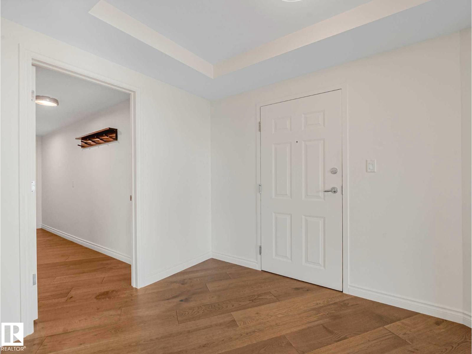 #902 10108 125 ST NW - 67
