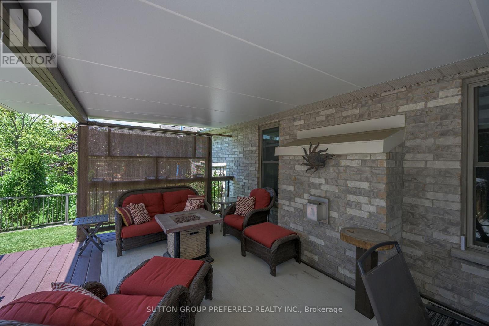 23 WOOD LILY LANE - 10