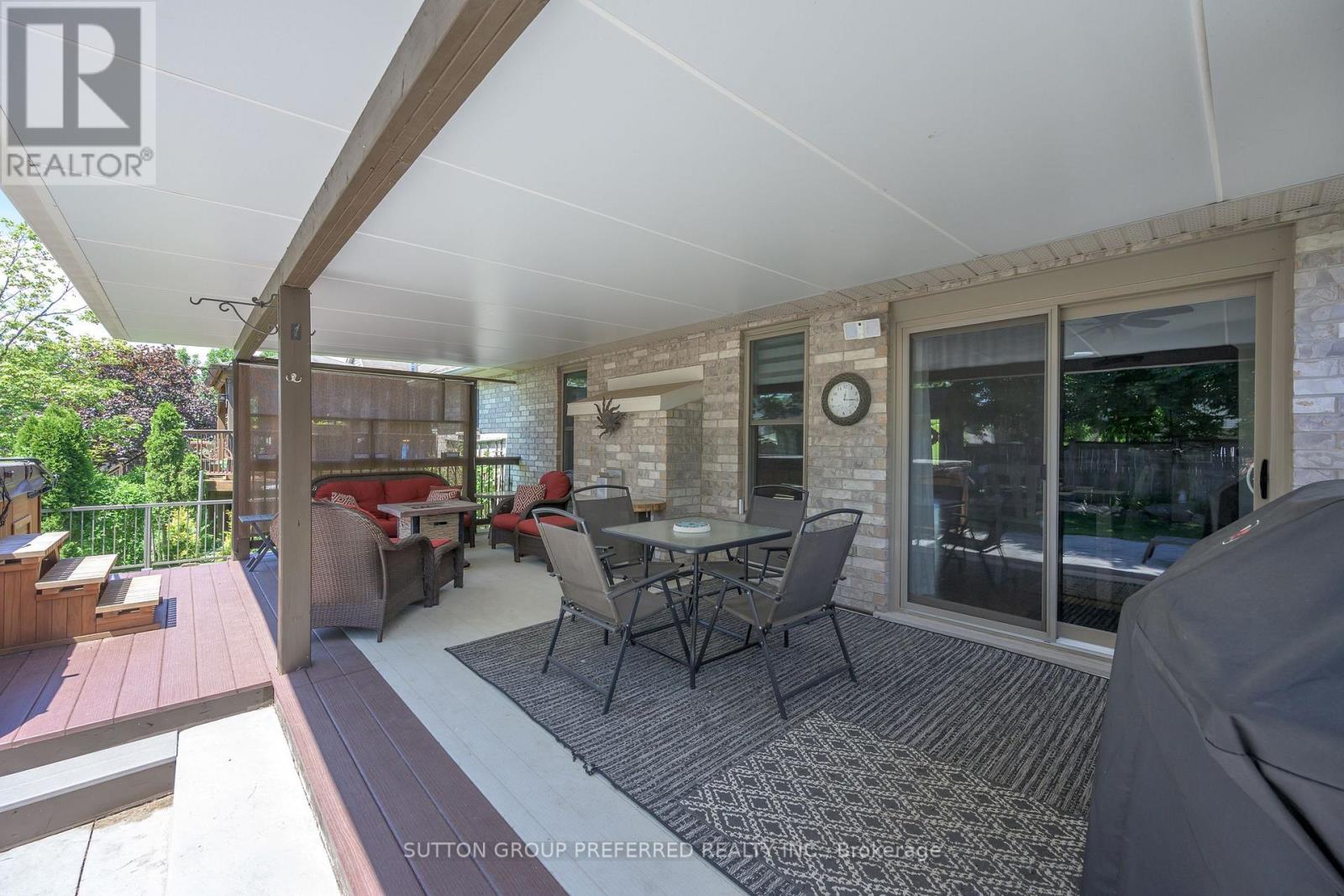 23 WOOD LILY LANE - 9