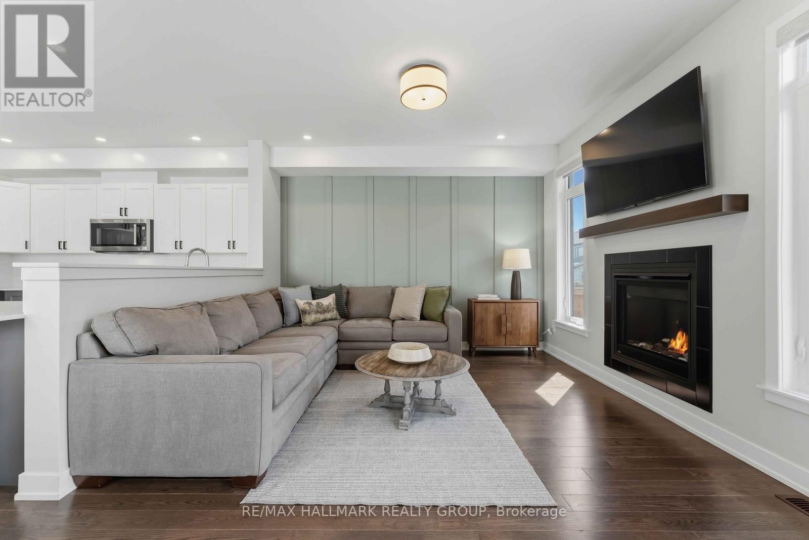 369 BROADRIDGE CRESCENT - 10