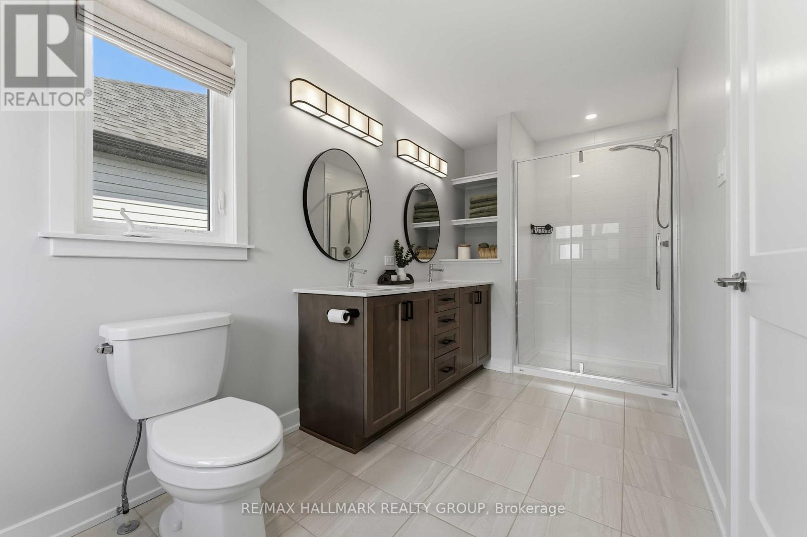 369 BROADRIDGE CRESCENT - 29