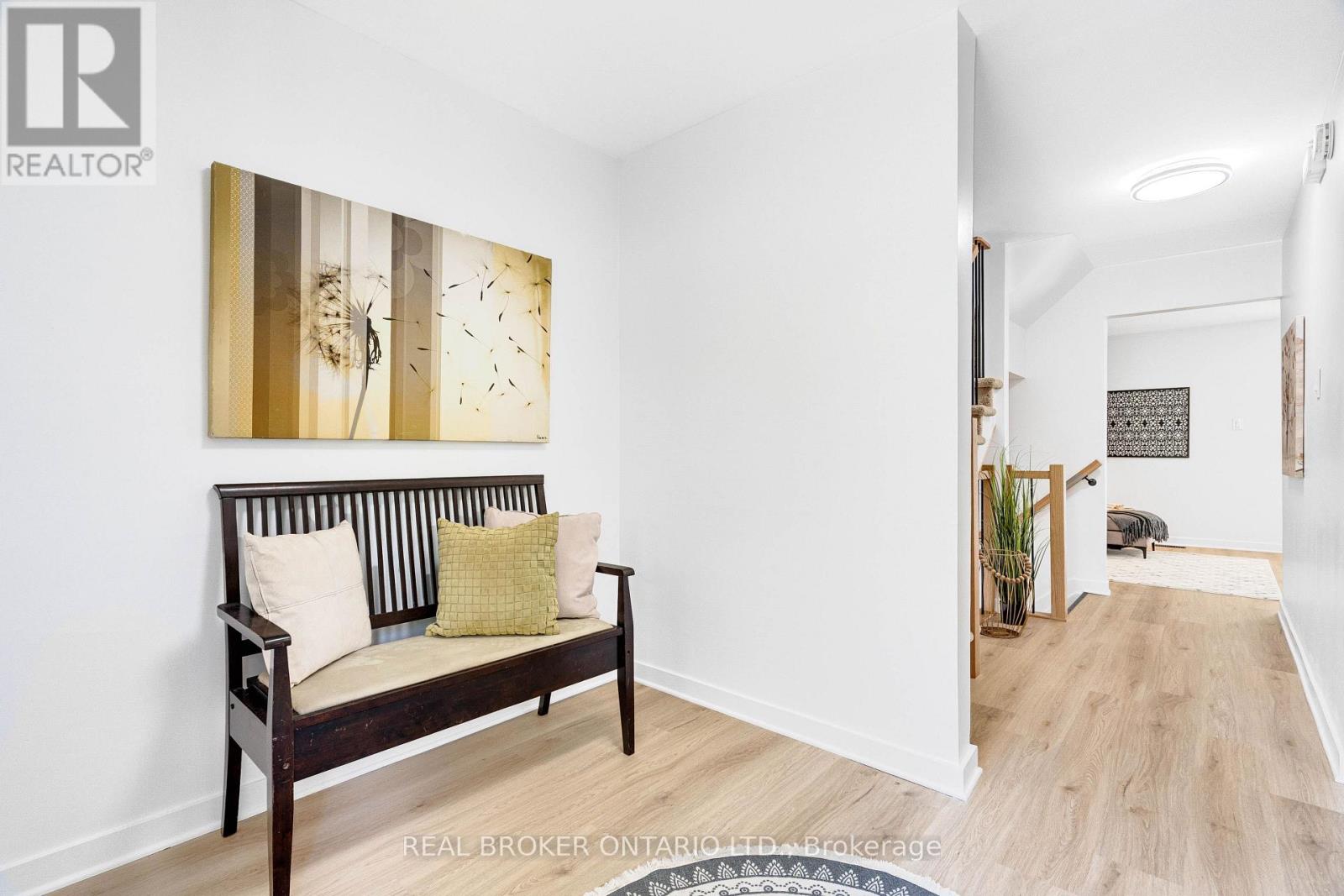 #124 1449 RIDGEBROOK DRIVE - 2