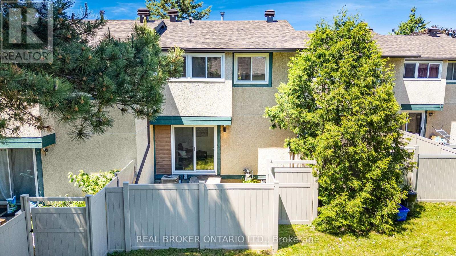 #124 1449 RIDGEBROOK DRIVE - 34
