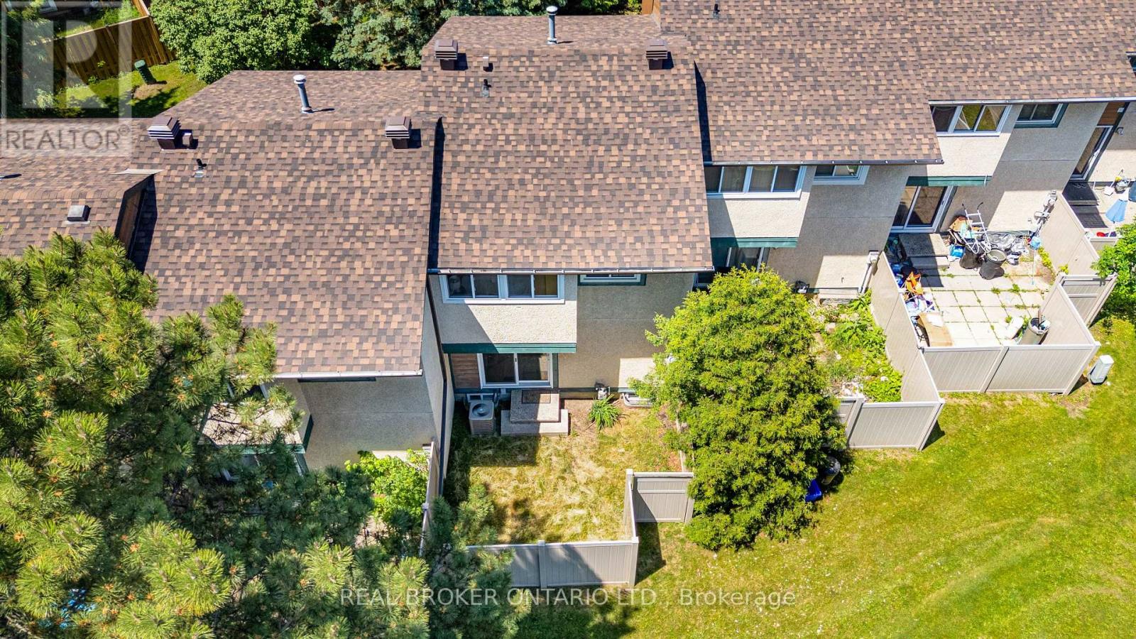 #124 1449 RIDGEBROOK DRIVE - 35