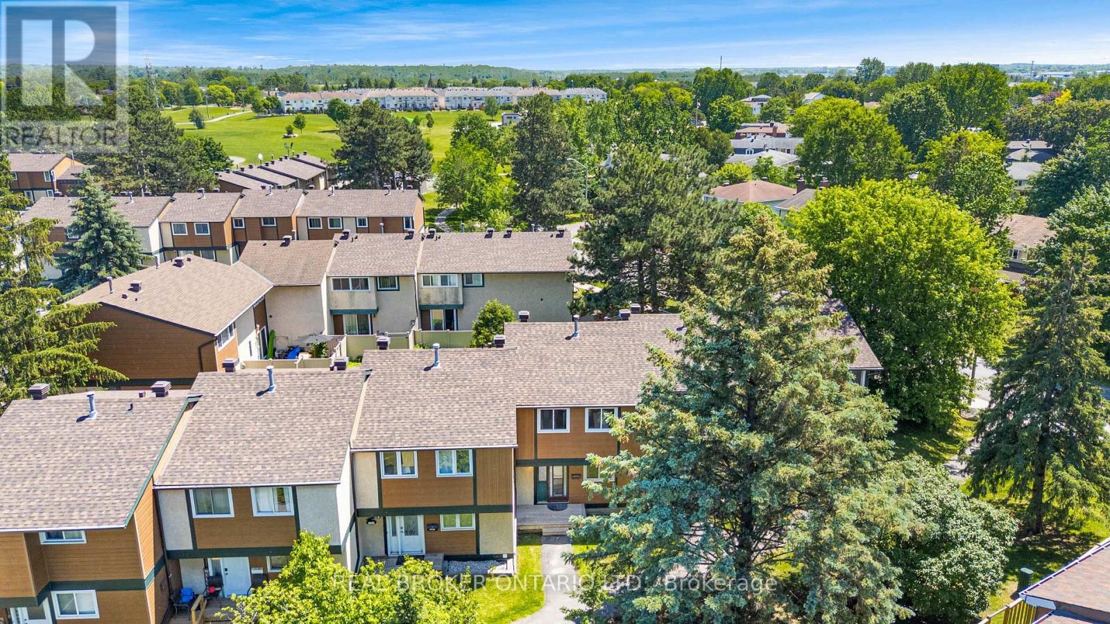 #124 1449 RIDGEBROOK DRIVE - 44