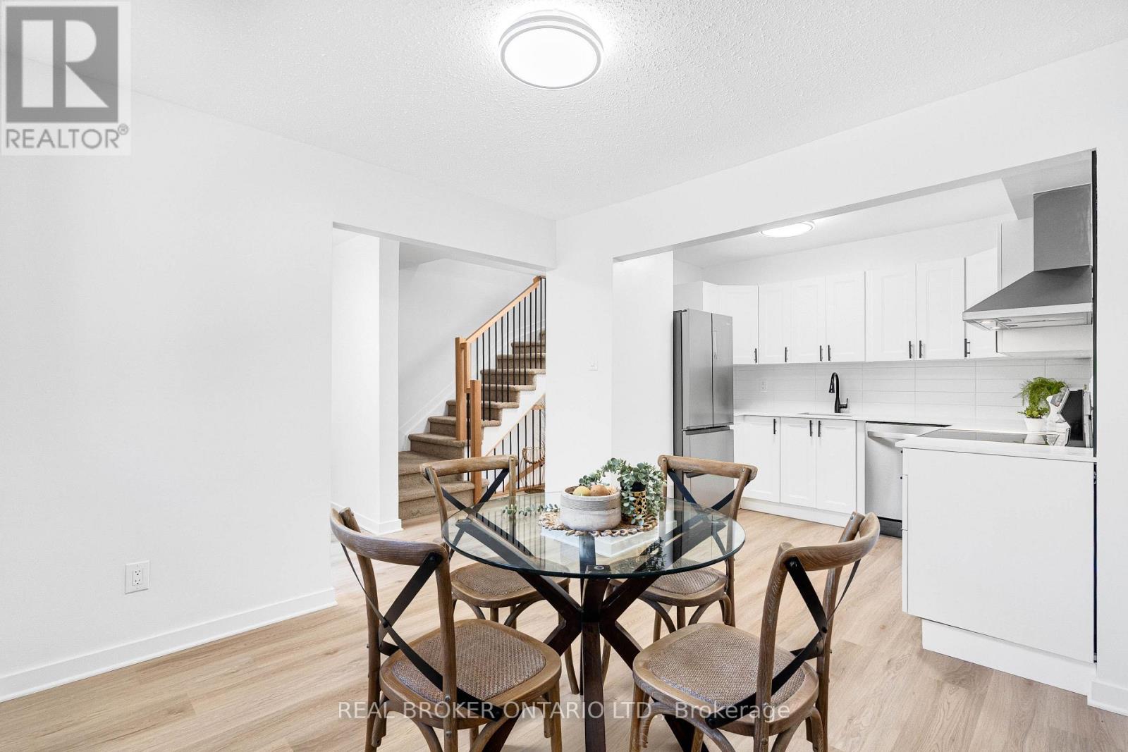 #124 1449 RIDGEBROOK DRIVE - 6