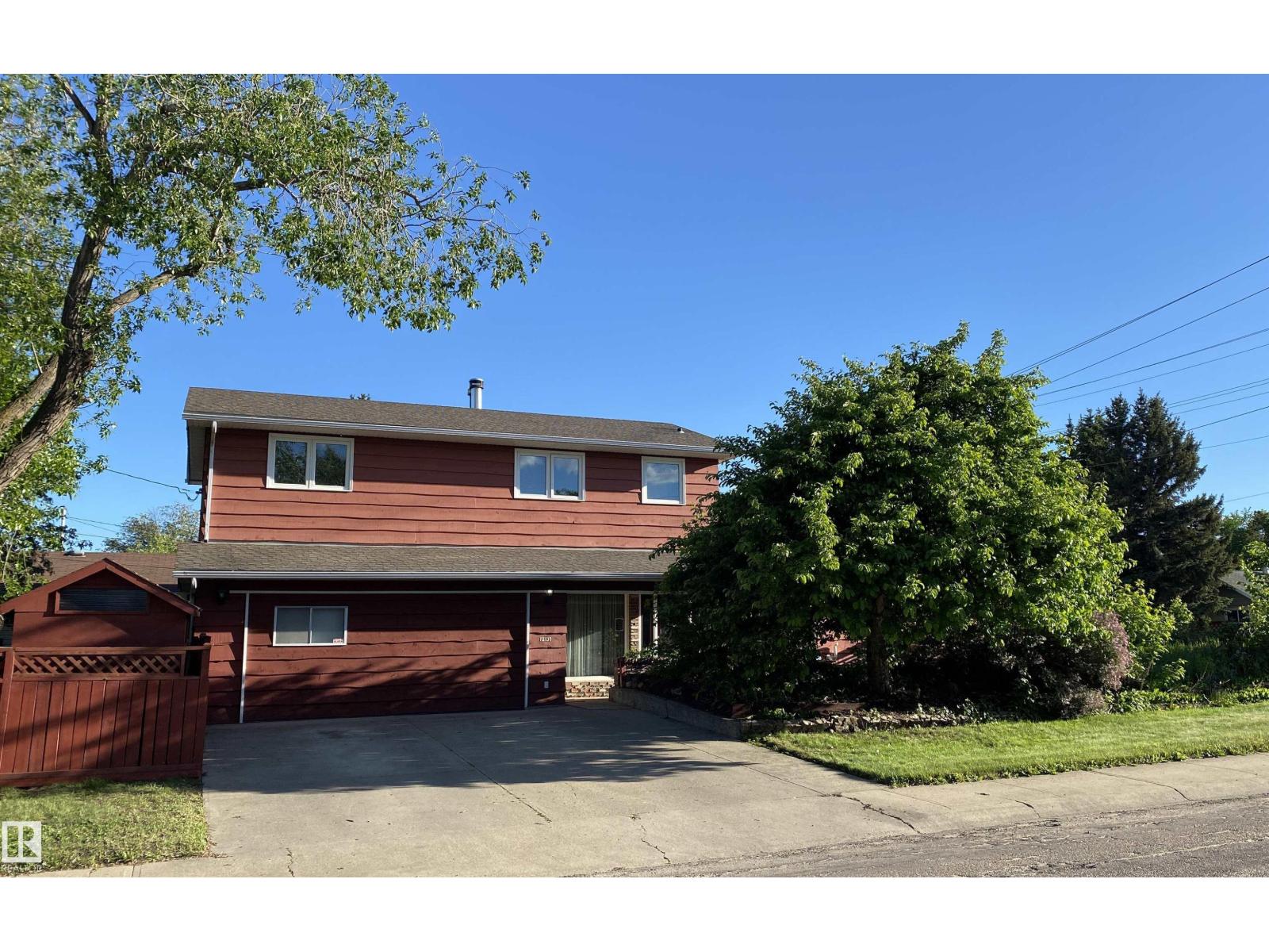 12137 50 ST NW - photo 2