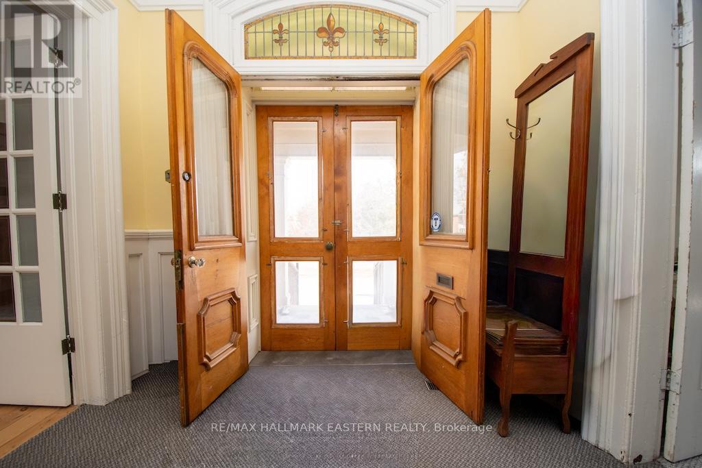 813 WATER STREET - 10