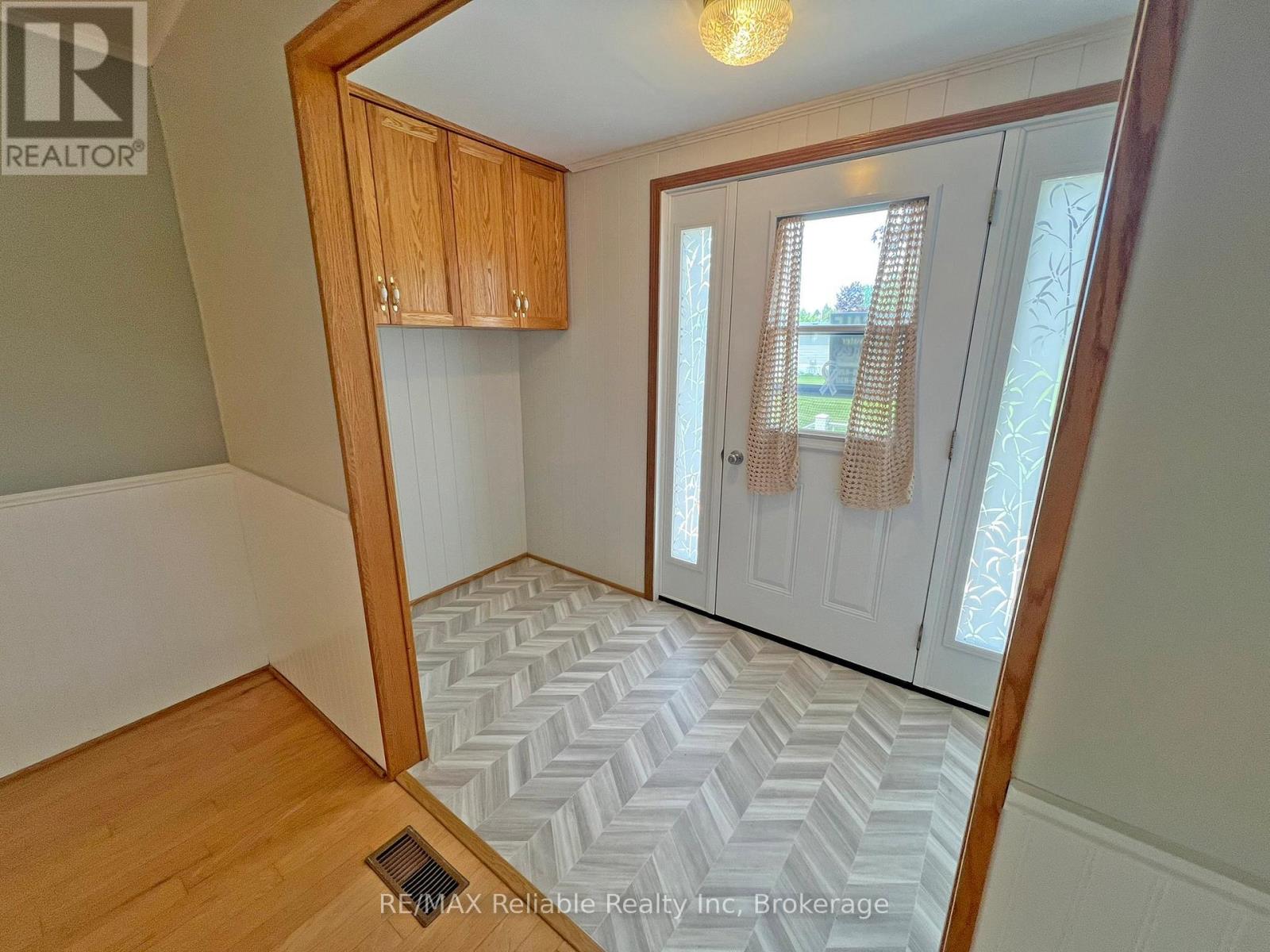 144 SANDBAGGER CRESCENT - 4