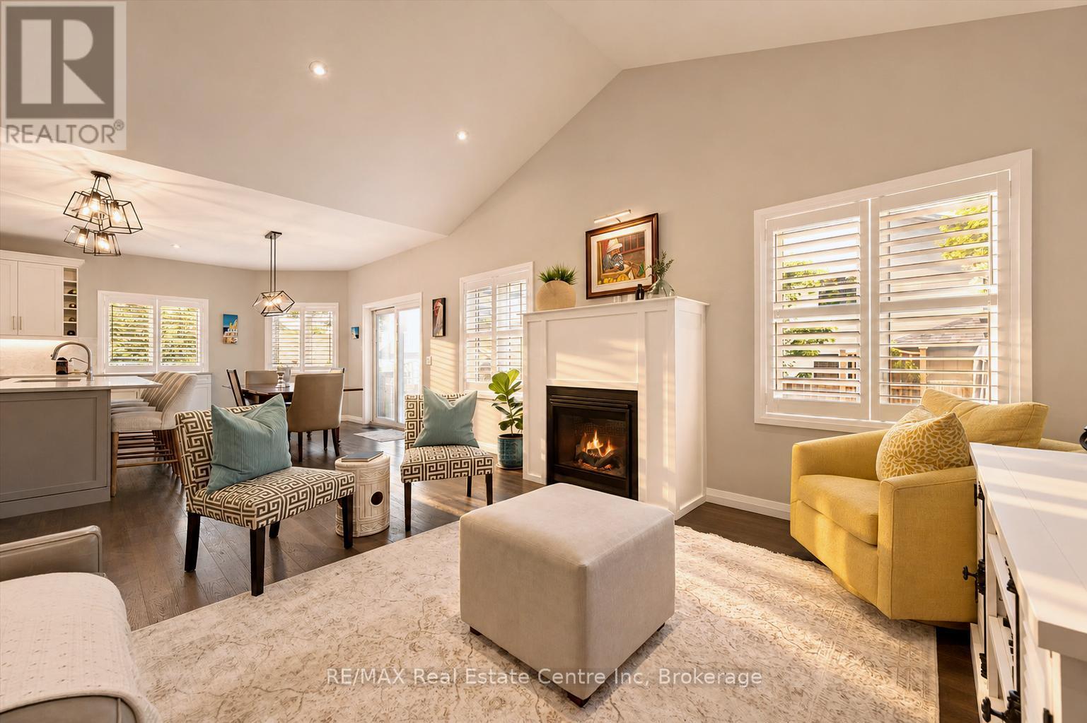 10 CRAIGHEAD DRIVE - 10