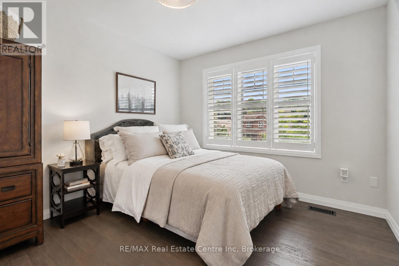 10 CRAIGHEAD DRIVE - 17