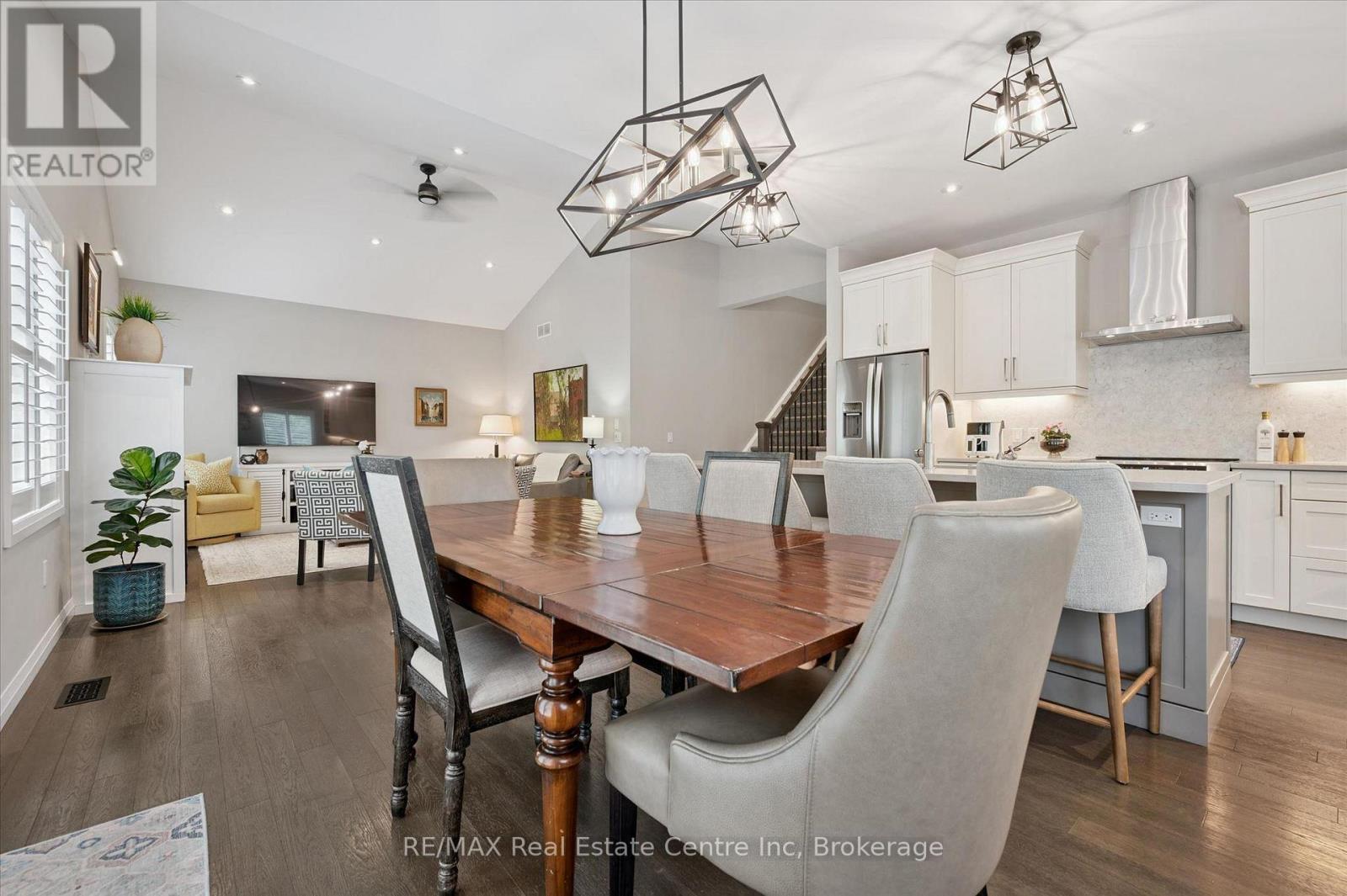 10 CRAIGHEAD DRIVE - 8