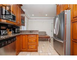 528 Sixteen Street, New Westminster, BC V3M4R3 Photo 15