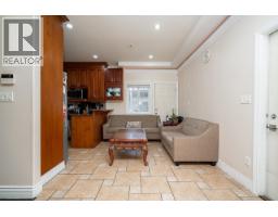 528 Sixteen Street, New Westminster, BC V3M4R3 Photo 13
