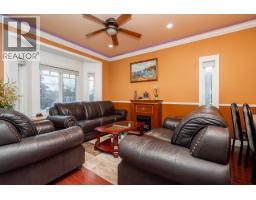 528 Sixteen Street, New Westminster, BC V3M4R3 Photo 7