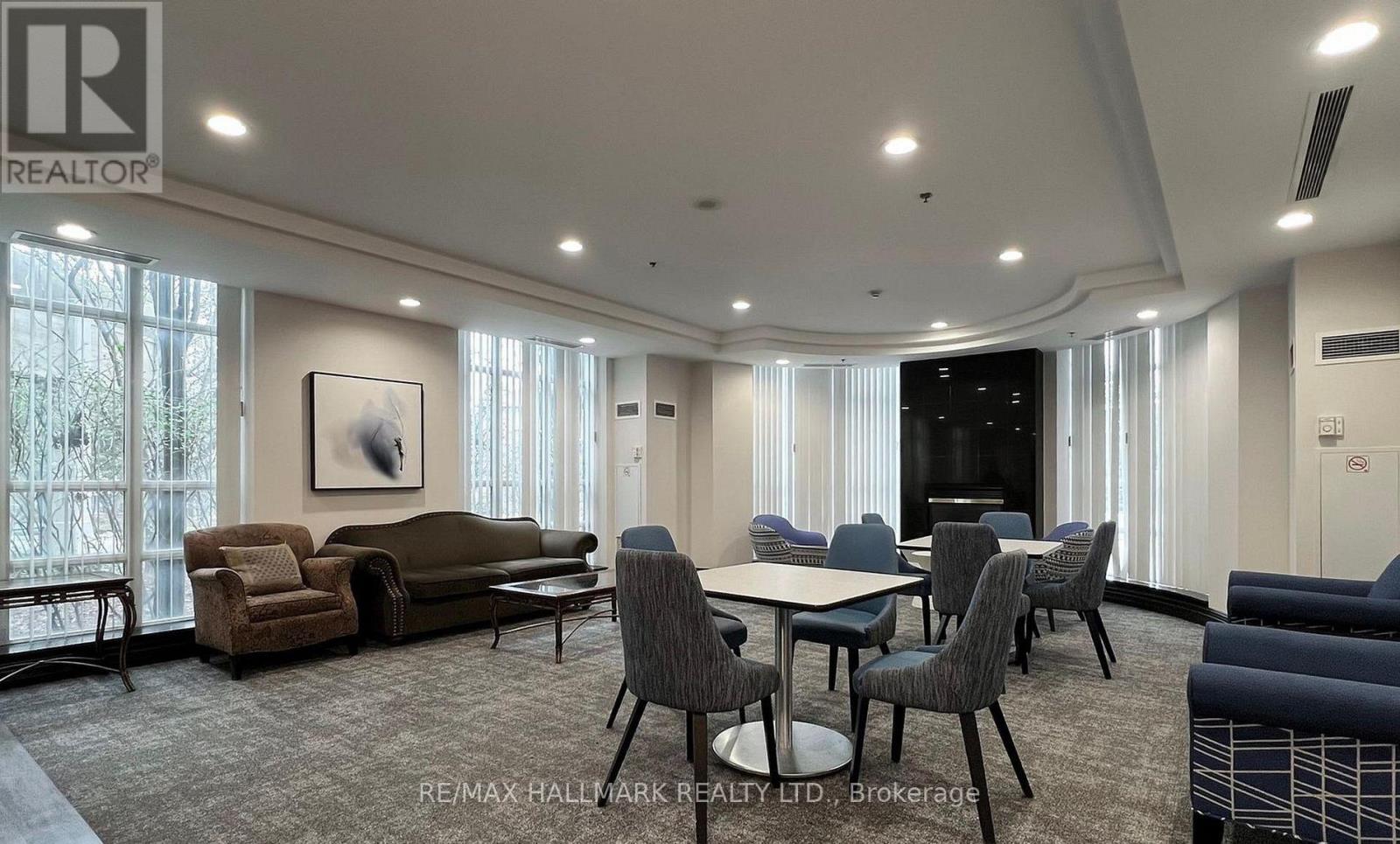 #215 3 ELLESMERE STREET - 13