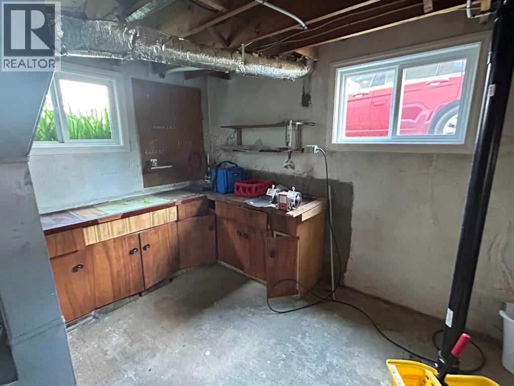 4708 49 Street — photo 30