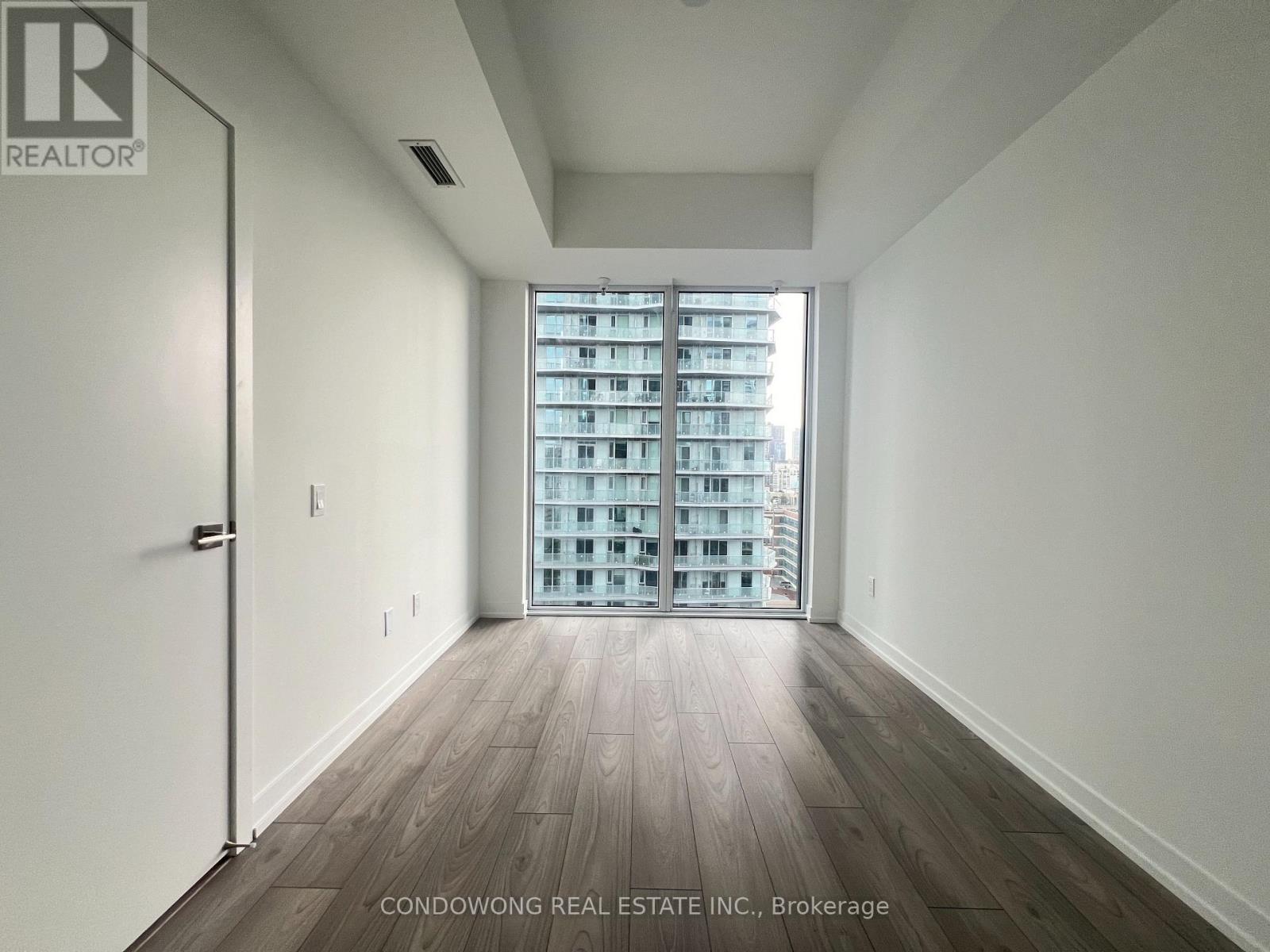 Floor To Ceiling Windows