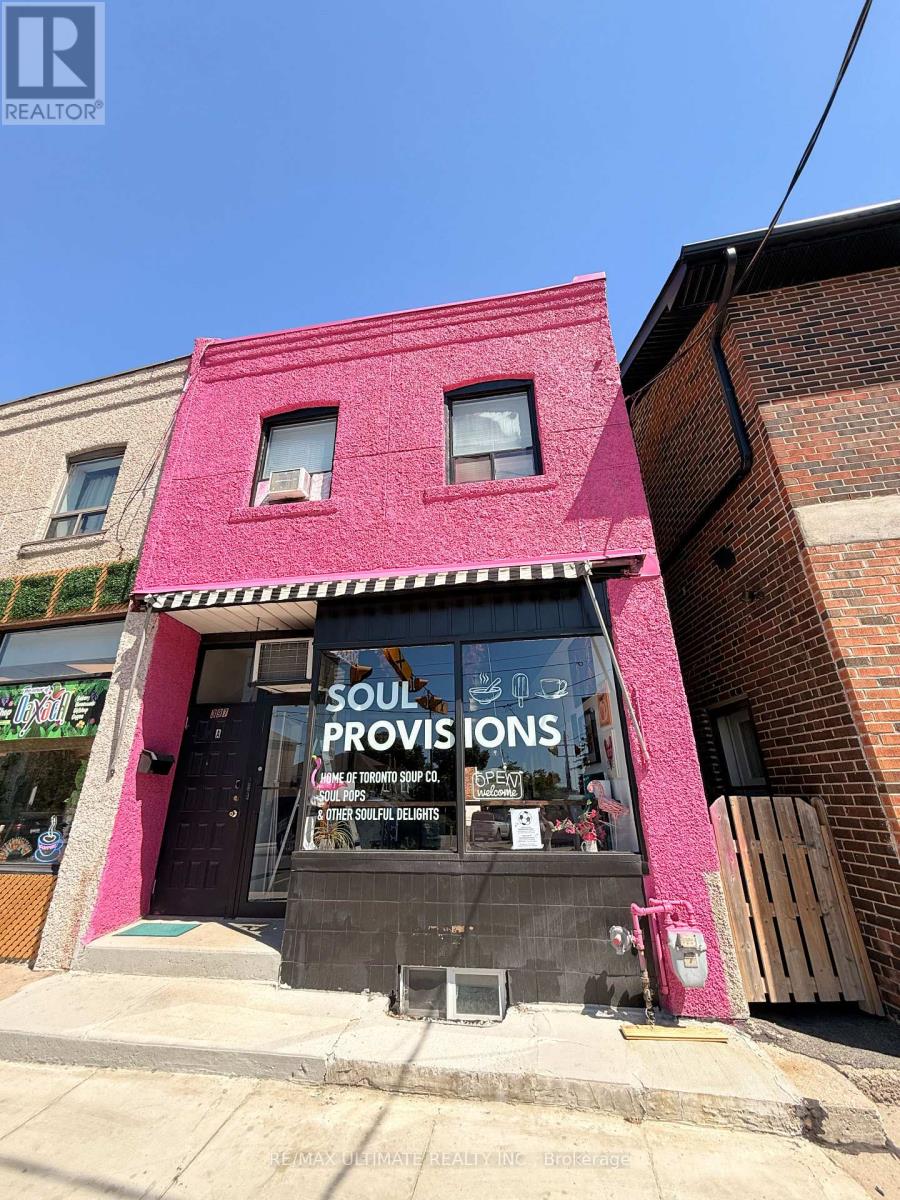Business in Toronto — photo 1