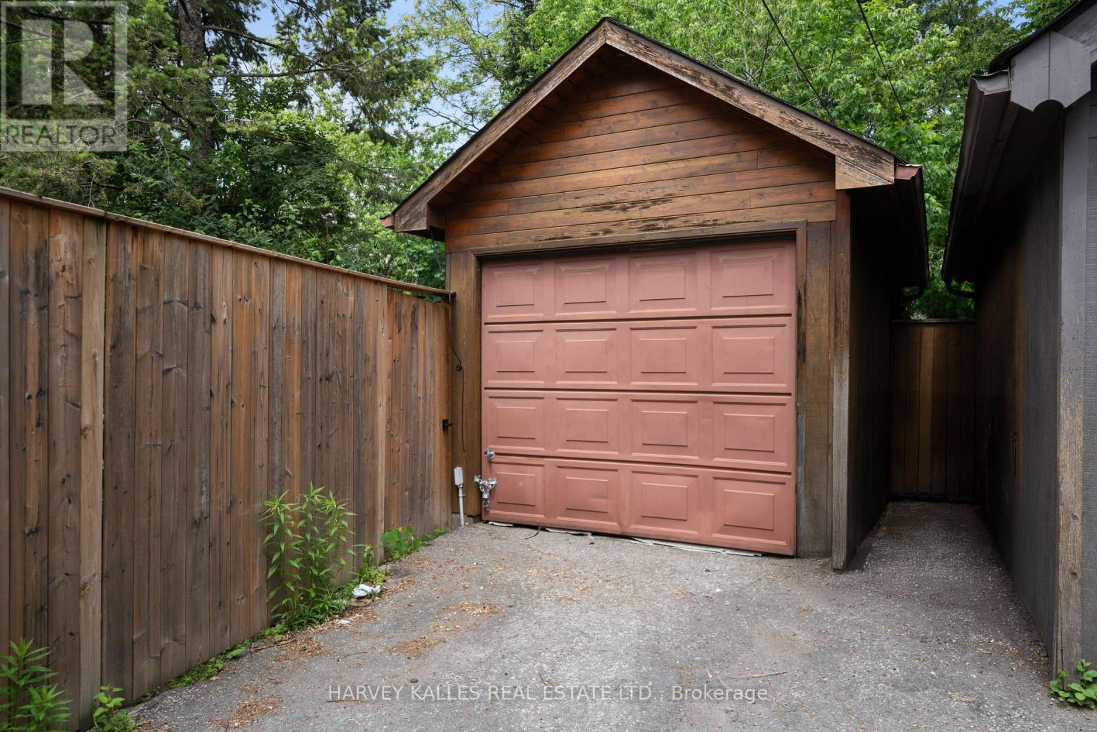 98 ROSELAWN AVENUE - 9