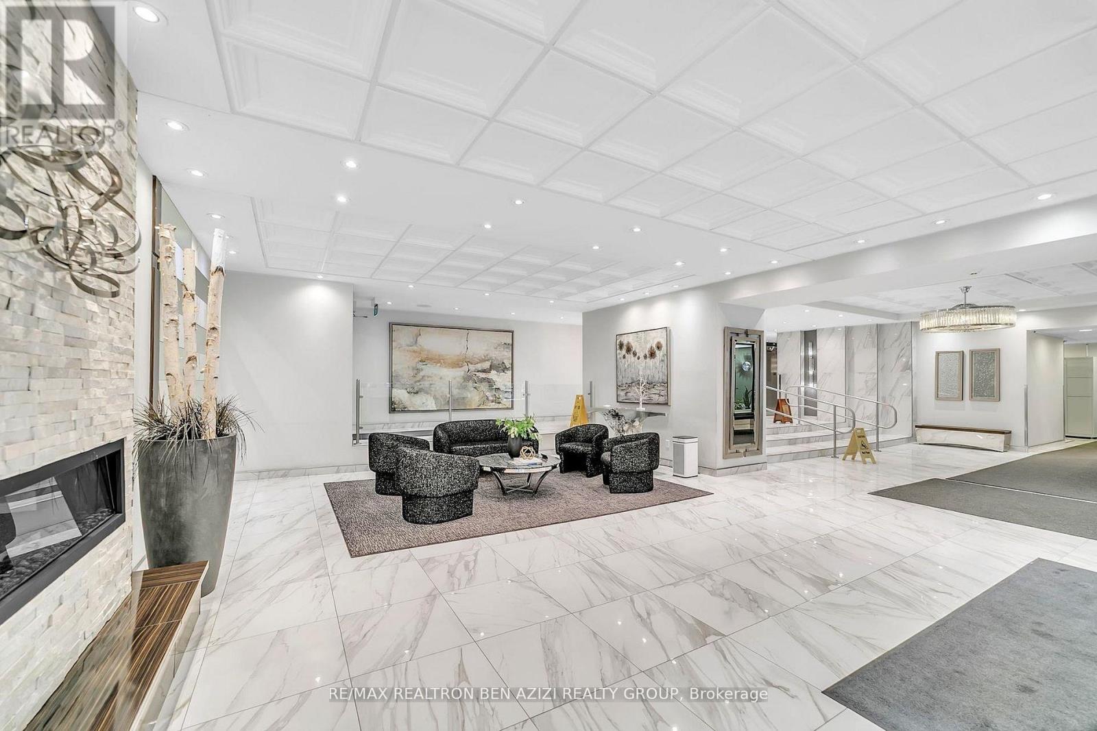 #1904 33 ELMHURST AVENUE - 6