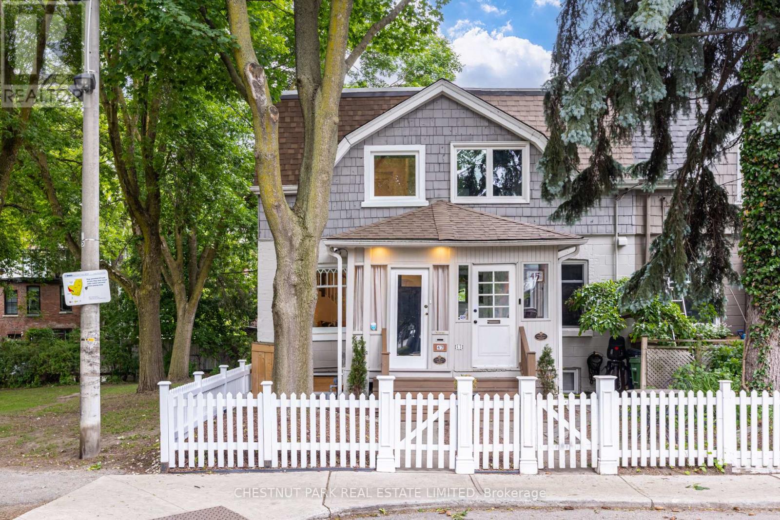 Listing photo of 47 GENEVA AVENUE