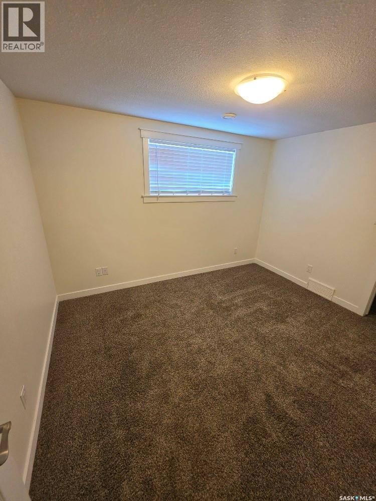 2067 Broder STREET — photo 28