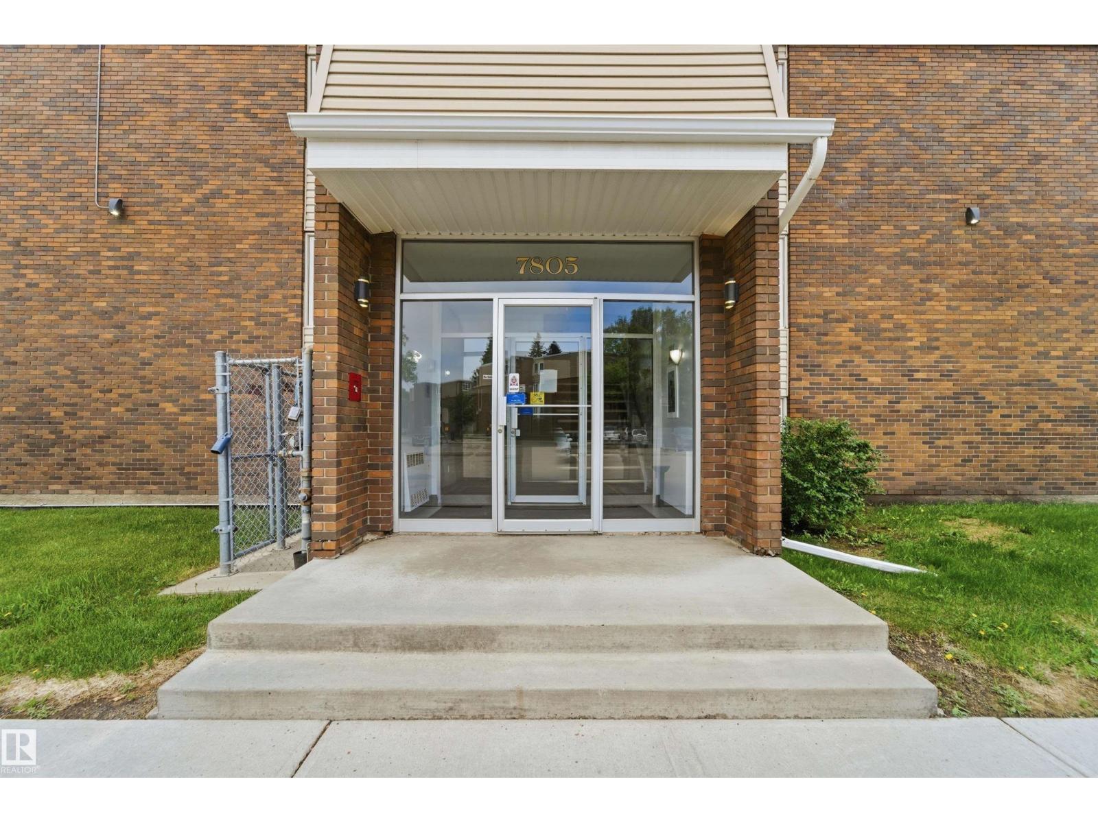 #110 7805 159 ST NW - 1