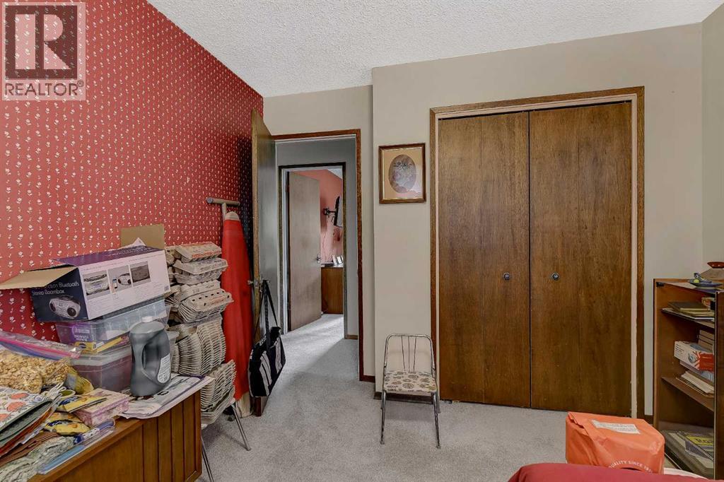 710 8th Avenue W - 19