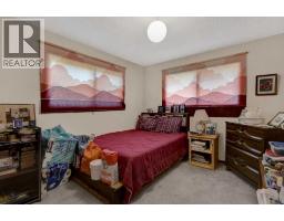 710 8th Avenue W, Beaverlodge, AB T0H0C0 Photo 28